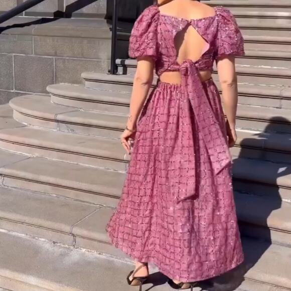 Elliatt Aubree Puff Sleeve Sequin Metallic Midi Dress Size XS - Picture 5 of 14